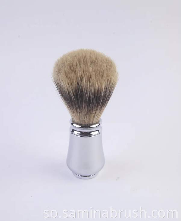 Burush xiirashada Brush Shaving Set